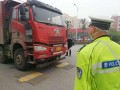 大货车拉货爆料视频播放,震撼视频曝光，带你领略货运运输的壮观景象